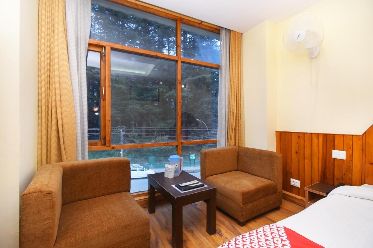 Oyo 19322 Snow Flake Hotel 3*