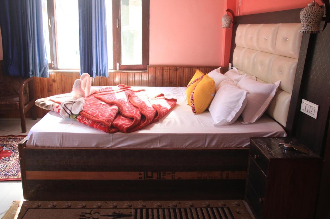 Hotel Moorang Manali (Himachal Pradesh)