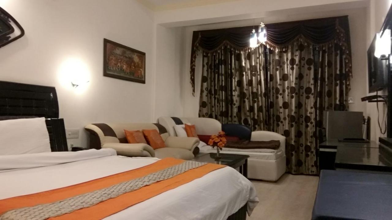 Le Grand - The River Facing Hotel 3*
