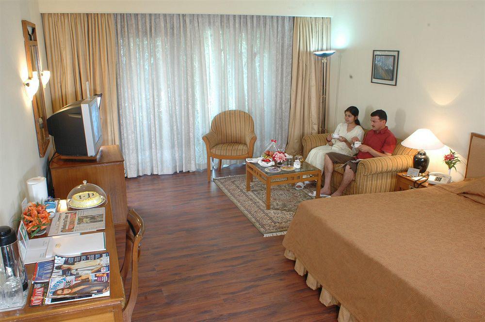 Goroomgo Bd - Excellent With Family, Parking Facilities Hotel 4*