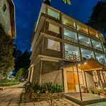 Hotel Highland