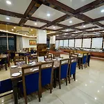 Abhilashi Residency & Spa - Centrally Heated & Air Cooled