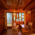 Pine Tower Inn