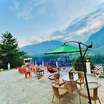Riverpark Resort, Manali