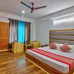 Hotel Beas River Retreat