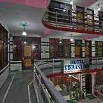 Hotel Vikrant Inn 100 Meters Walk To Mall Road