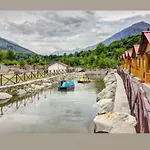 The Shivalaya Retreat - A Riverside Resort