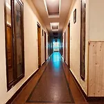 Hotel Grand Kalinga - Near Volvo Bus Stand Manali