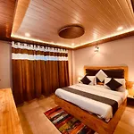 Sana Luxury Cottage, Manali