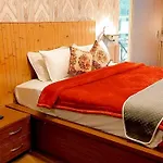 Hotel Seraj International