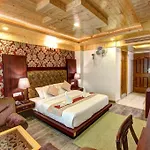 Hotel Manali Grand