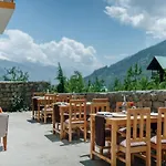 The Red Bird Cottages, Manali