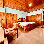 Hotel D Kanchan Manali