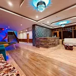 Hill River Resort By West Western