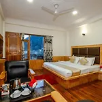 Hotel Rockland Inn , Manali