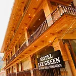 Hotel Lee Green, On Mall Road Manali