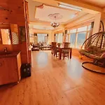 3 Bedroom Luxury Villa With Scenic Mountain View Manali