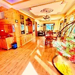 3 Bedroom Luxury Villa With Scenic Mountain View Manali