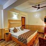 Hotel Highway Inn Manali - Luxury Stay - Excellent Service - Parking Facilities