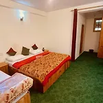 Madpackers Manali