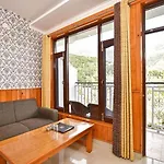 Hotel Hadimba Residency