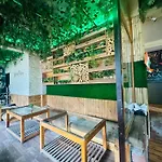 The Mad King\'S House & Cafe