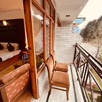Hotel River Bank & Cafe, Manali - #Riverside #Near Mall Road #Parking #Luxury Rooms #Prime Location #Guest Preferred M 62305-50300