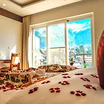Simsa Heights Manali