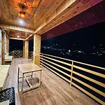 Kashi Mount View & Cafe