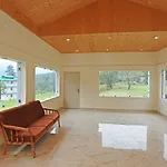 Oyo 9484 Yugrishi Cottage