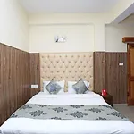 Oyo 9483 Himalayan Ecstacy Cottages