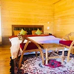 Plm Dhara Hotel