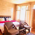 Plm Dhara Hotel