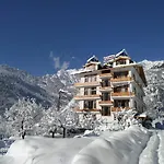 Kalista Resort