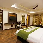 Oyo 12072 Lifestyle Manali