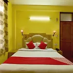 Oyo 23130 Radhika Cottage