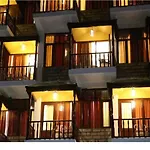 Fabhotel Ever Green