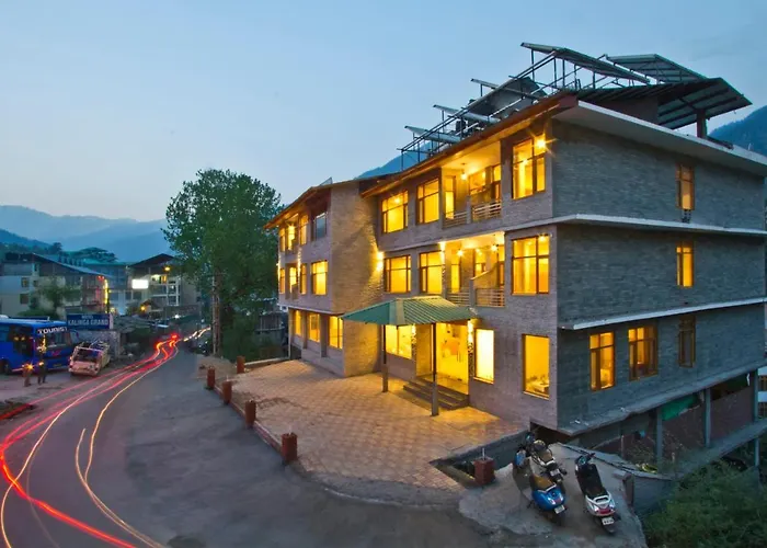 Sarthak Regency By M K Hospitality,Rangri, Manali,Hp,Just 1 Kms From Volvo Parking