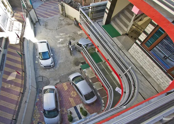 Hotel Vikrant Inn 100 Meters Walk To Mall Road