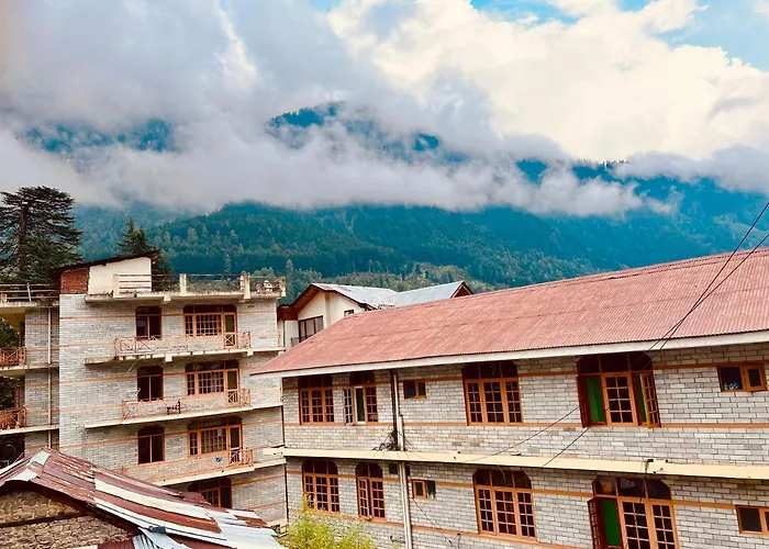 Hotel Solitaire Manali - A Few Steps From Mall Road
