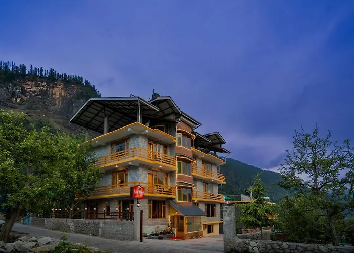 The Red Bird Cottages, Manali
