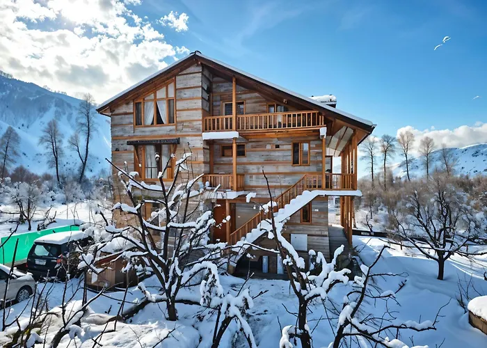 Manzar Manali A Scenic Retreat 6Br Villa In Manali
