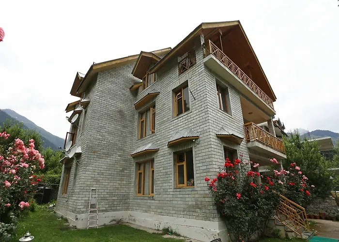 Oyo 9483 Himalayan Ecstacy Cottages