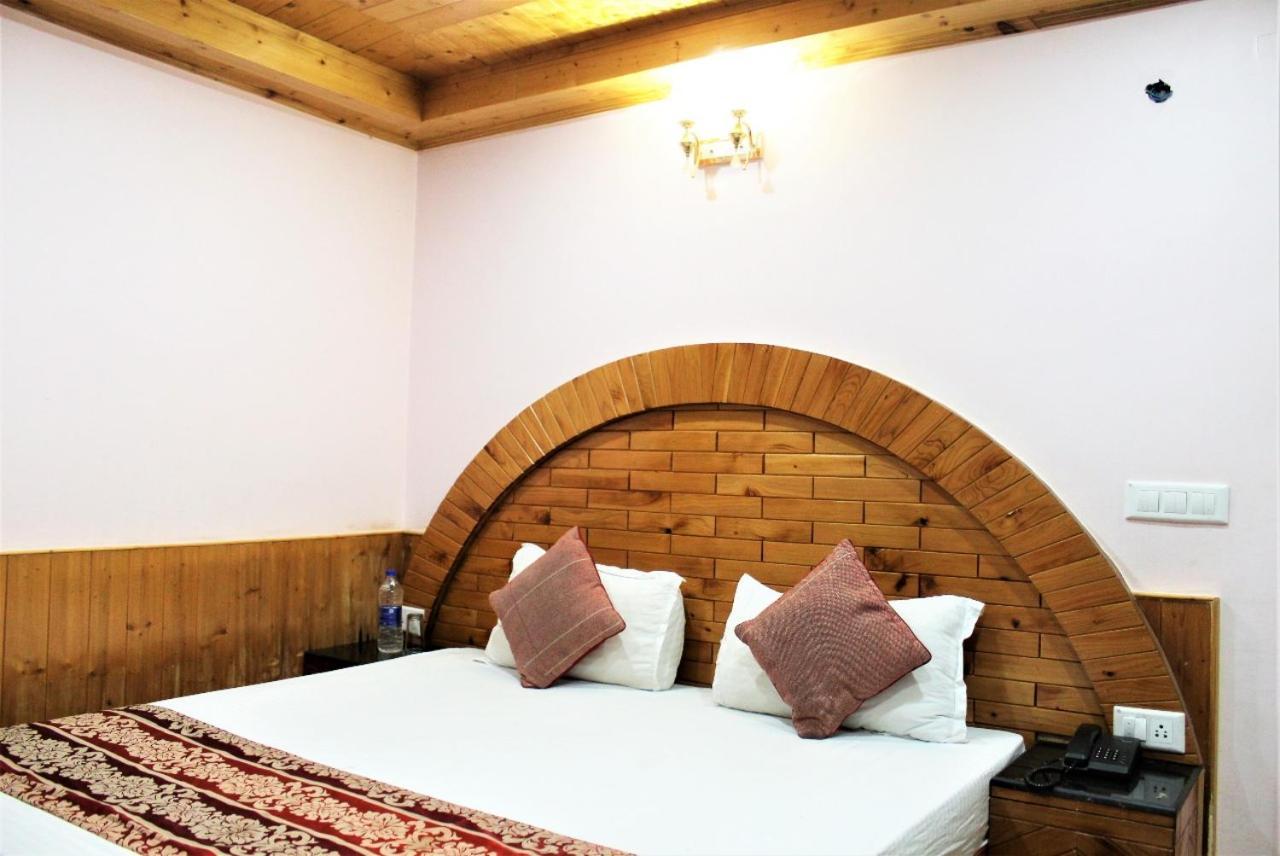Nirvana Premium By Yoyo's World Hotel
