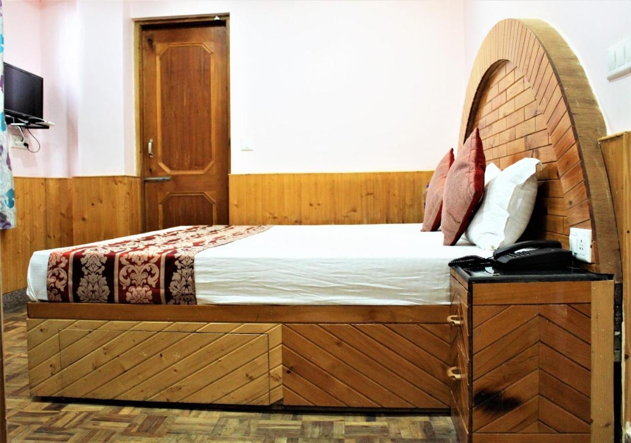 Nirvana Premium By Yoyo's World Hotel