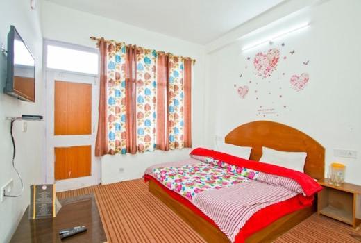 Lilly & Cafe Hostel