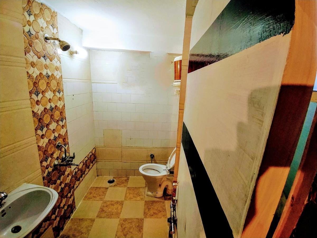 Hotel Antarctica & *