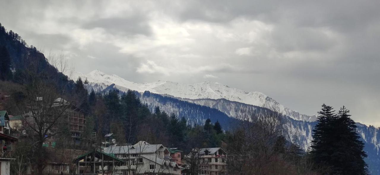 Hotel Mountain Valley Resort Manali (Himachal Pradesh)
