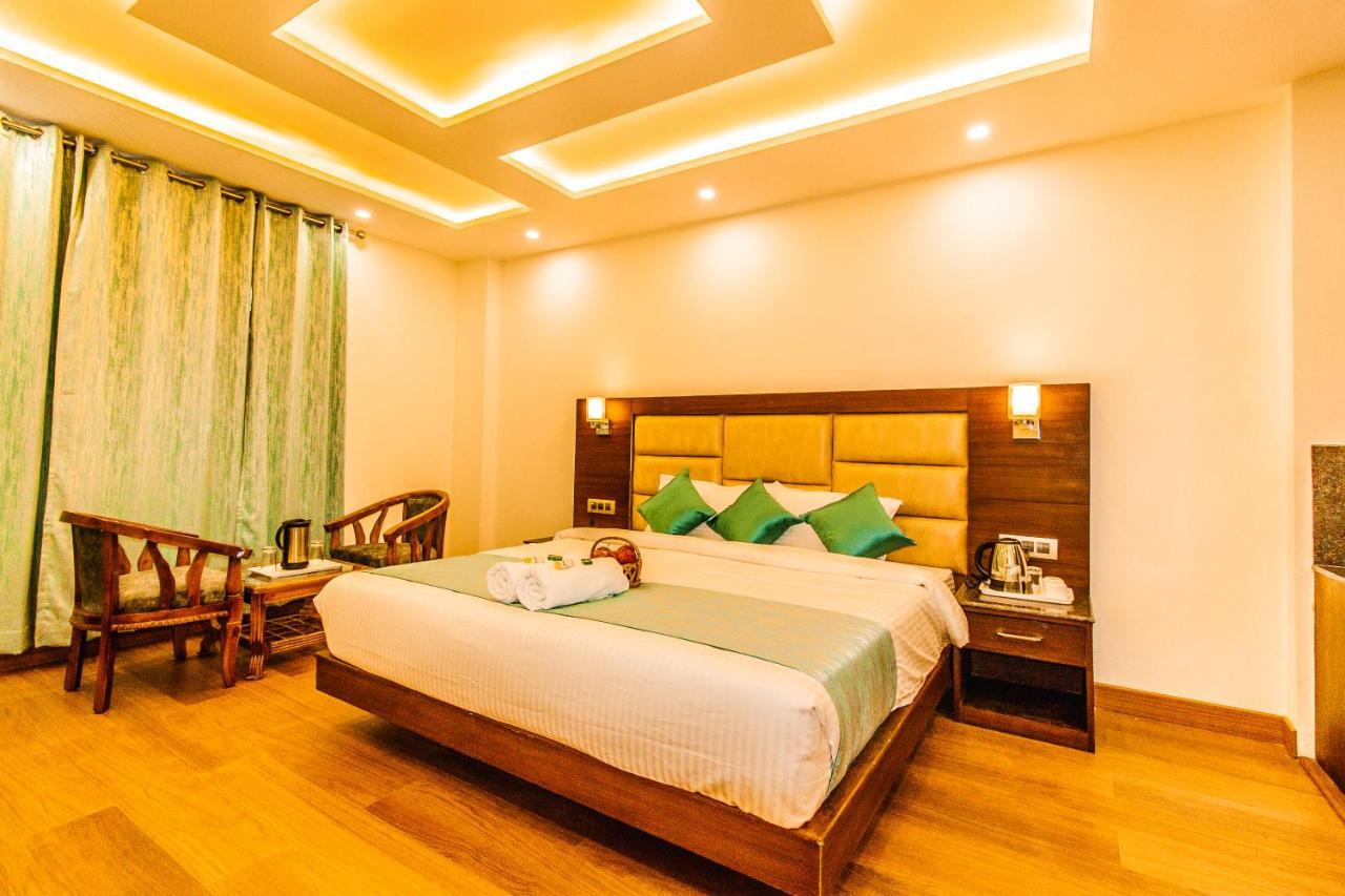 Misty Mountain Hotel 3*