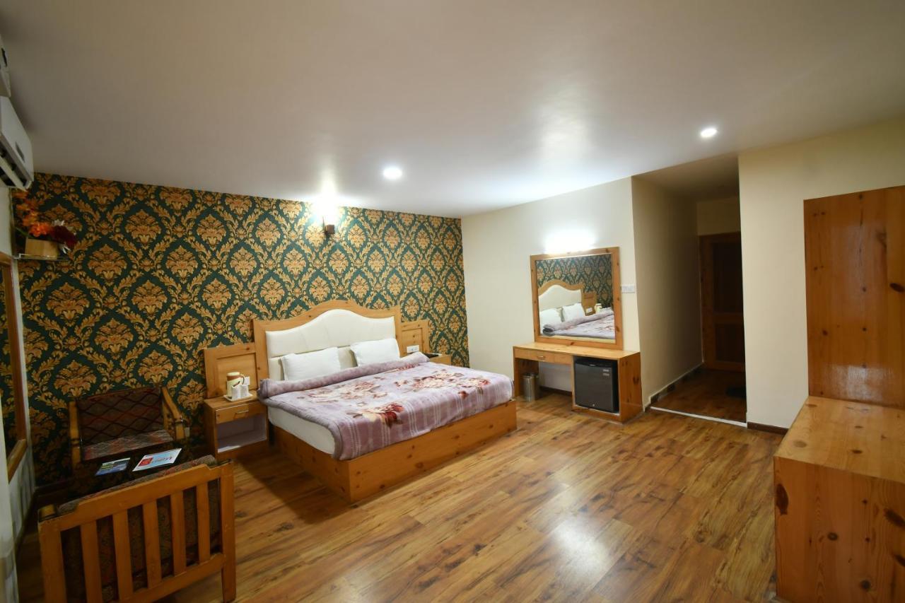Valley Hotel Manali (Himachal Pradesh)
